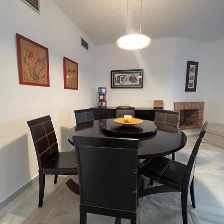 Relaxing Getaway In - Naranjos شقة *